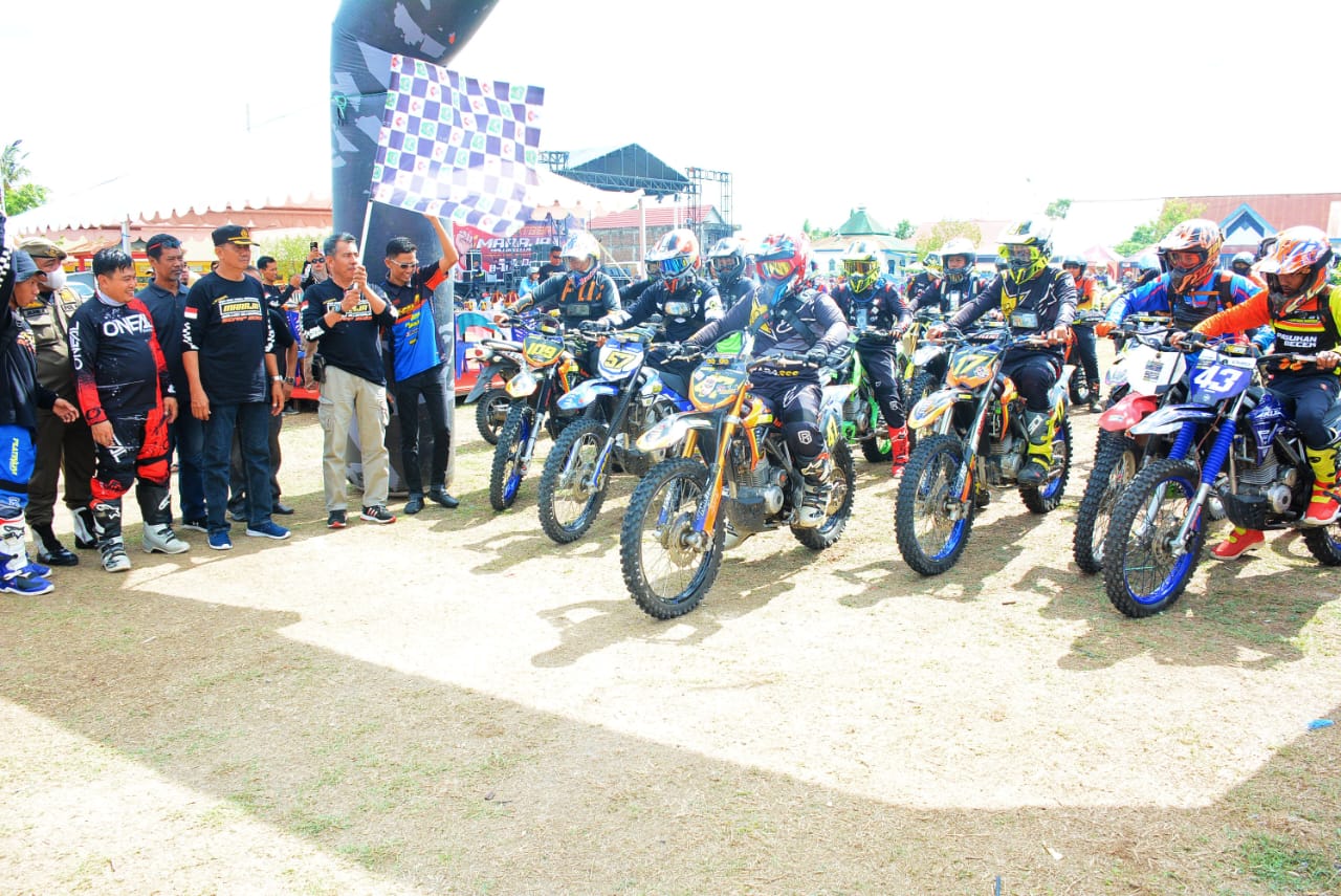 Ratusan_Rider_Ikuti_181123052842 (1)